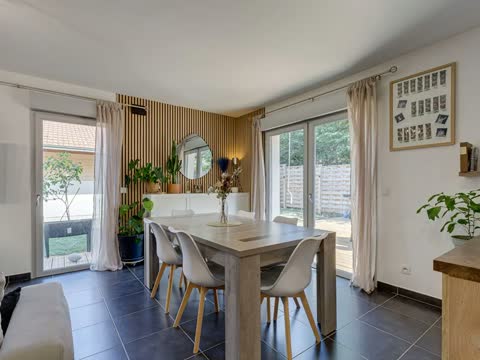 Photo d'annonce — séjour et salle à manger côté jardin